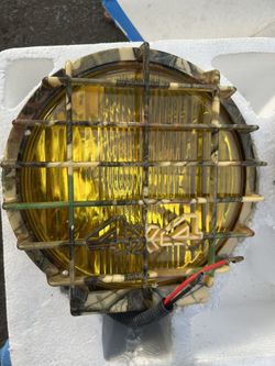 8” Driving Light With Grill