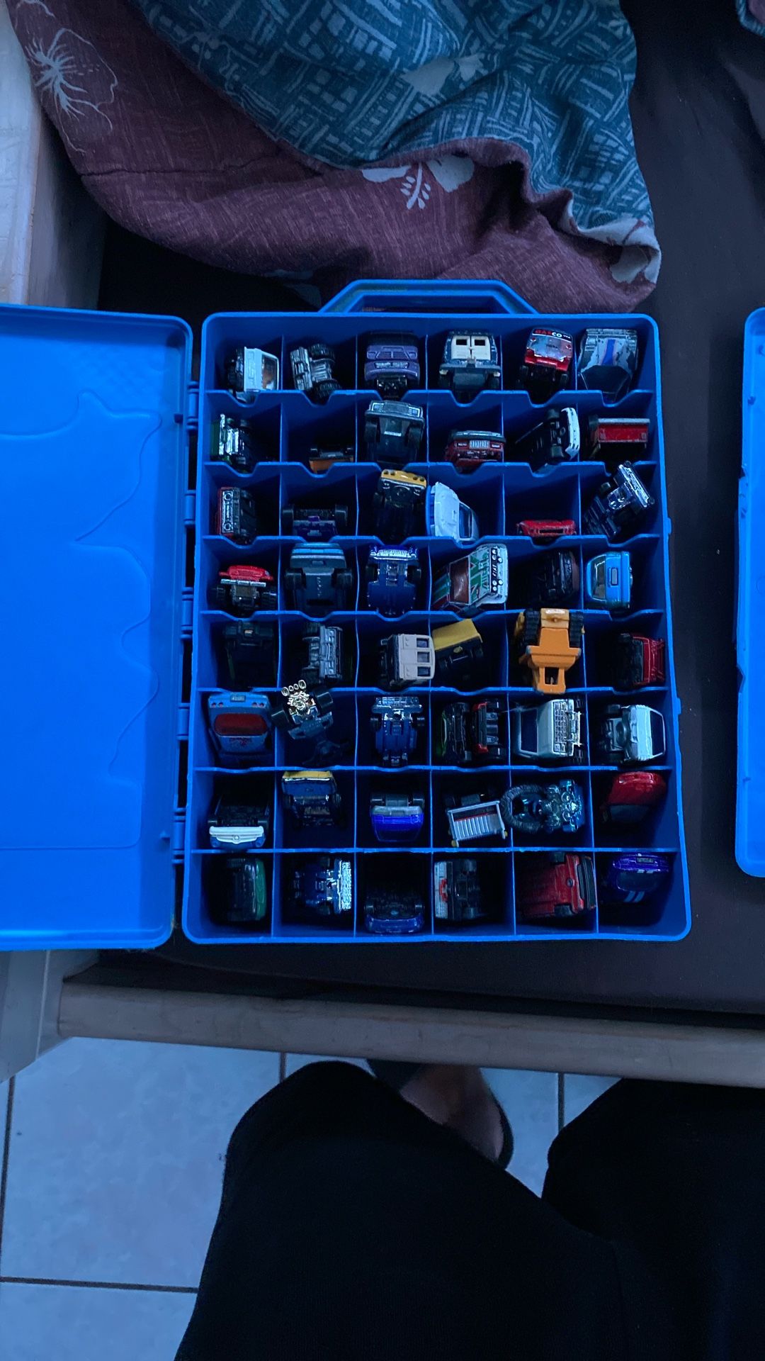 hot wheels 3 cases full 
