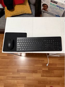 Dell Mouse, Keyboard and mouse pad