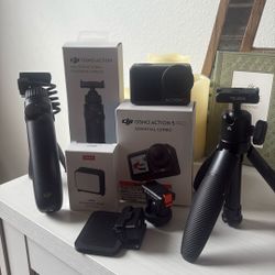 DJI ACTION 5 Pro W/ Accessories 
