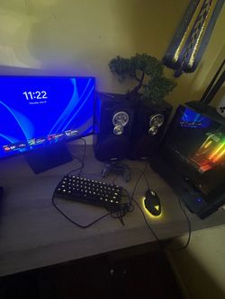 Gaming pc with accessories