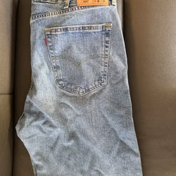 Men’s Levi Jeans