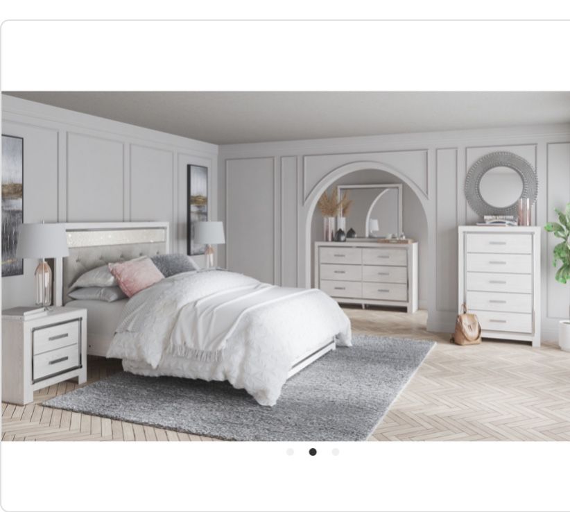 Ashley Altyra 4-Piece Queen Bedroom Set