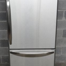Maytag 30" Bottom Freezer Refrigerator (18.5 cu. ft.) - Stainless Steel - ABR1922FES - Works Perfect
