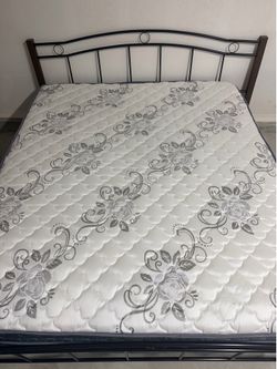 King size bed and mattress