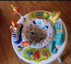 Fisher-Price Activity Play Centers 2-in-1 Sit-to-Stand Center,