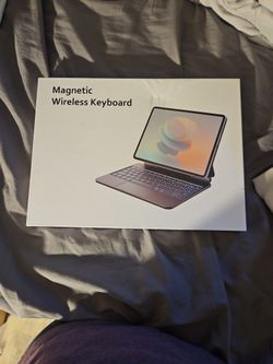 Magnetic Wireless Keyboard
