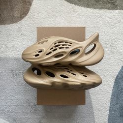 Adidas Yeezy Foam RNR Ochre - Size 11M