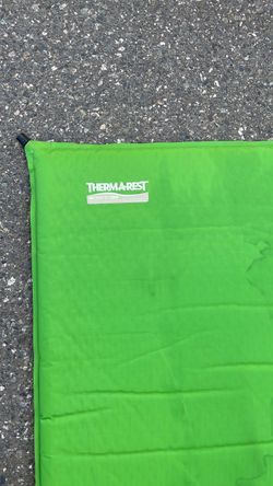 Therm-a-Rest Classic Self-Inflating Sleeping Pad