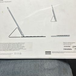 Apple Smart Keyboard