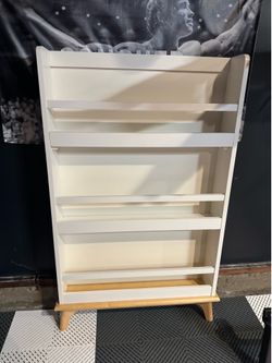 Book Shelf