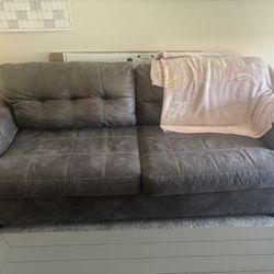 Pullout Couch 