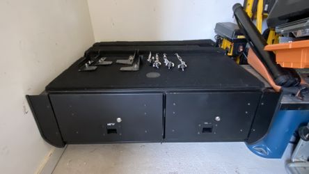 Land Rover Lr3 LR4 Front Runner Drawer Kit.