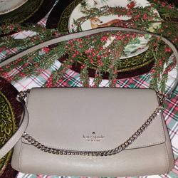 FIRM IN MERCED‼️WOMEN'S KATE SPADE CROSS BODY PURSE  SIZE  SMALL 