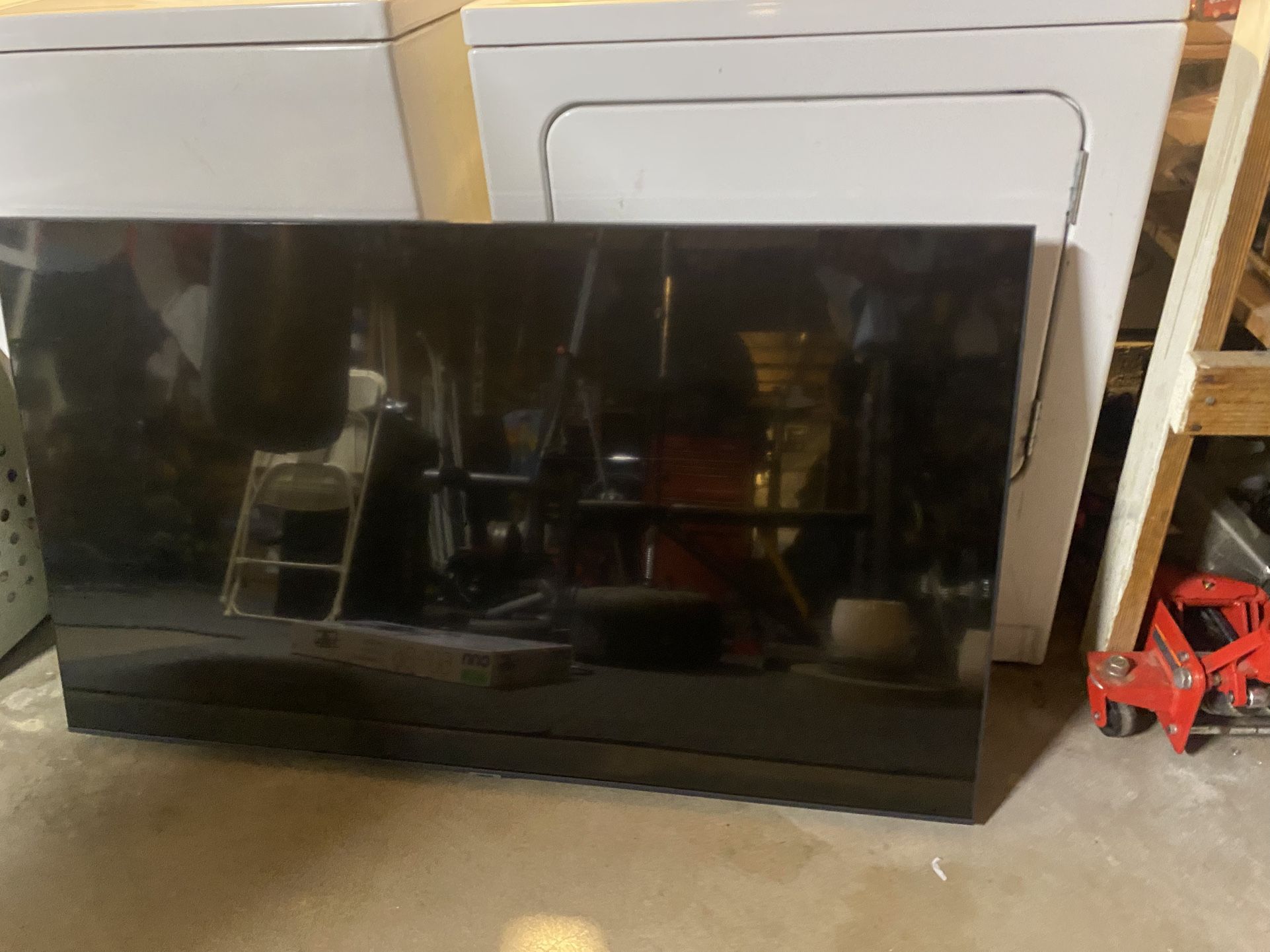 55 Inch Samsung 4k Crystal Clear UHD Backlight Issue