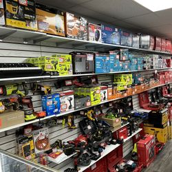 TOOLS FOR SALE NEW & USED DEWALT MILWAUKEE MAKITA & MORE READ DESCRIPTION