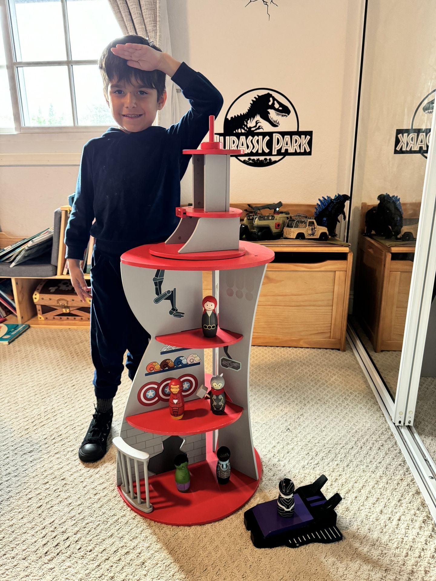 Pottery Barn Kids Marvel Avengers Tower + Wakandan Ship + 6 Figures