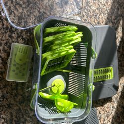 Multi-Function Vegetable Chopper & Slicer Set - Lightly Used