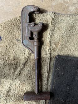 Vintage pipe cutter Trimo 1/8 to 1 1/4