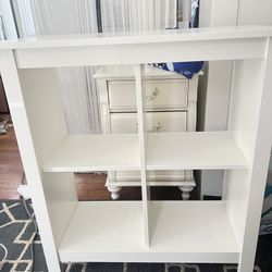 White Shelf 