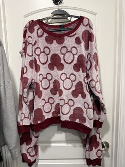 Women’s Size 3X Disney Maroon & Light Gray Mickey  2-Piece Sweater Pants Set