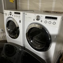 LG Front Loading Washer Dryer
