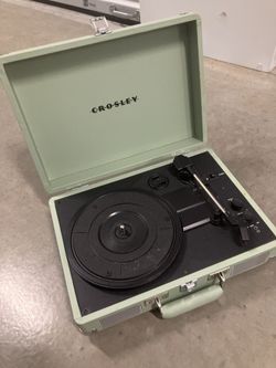 Crosley Voyager 3-Speed Bluetooth Turntable