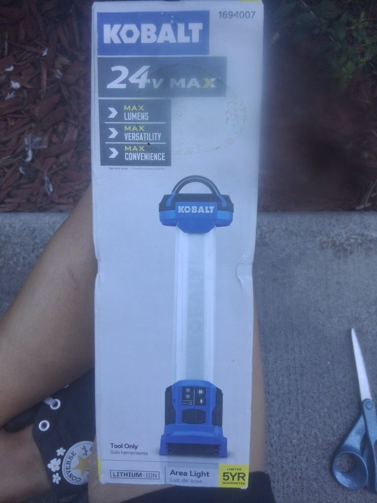 Kobalt Light