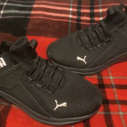 Puma Size 7.5 Women