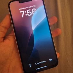 White  iPhone 13 128GB Unlocked 100% Battery w/ Leather Case & Screen Protector