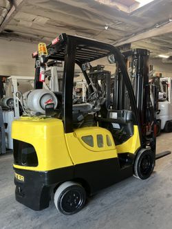 2016 Hyster S60FT forklift- propane powered 