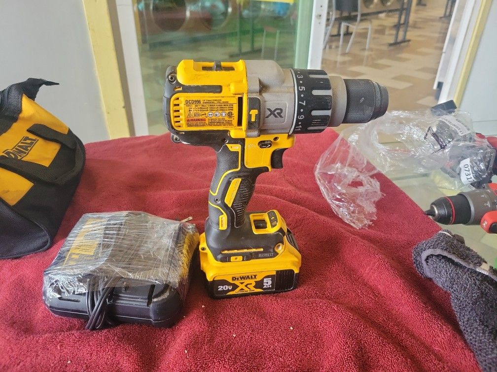Dewalt