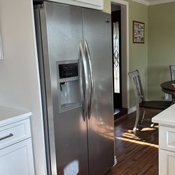 Refrigerator - Frigidaire  Gallery side by side