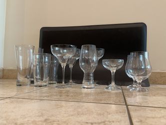 Set of 12 Bar Glasses And Glassware Storage Box