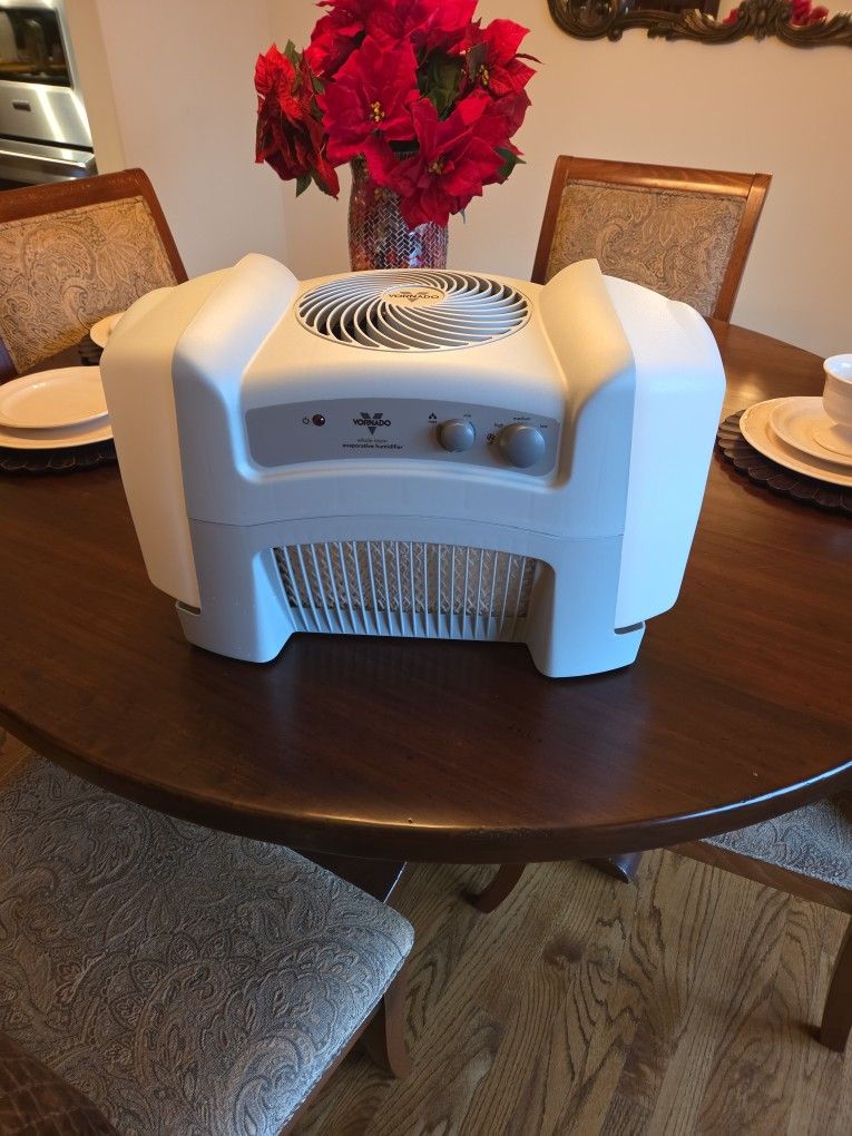 REDUCED Vornado Air Purifier