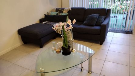 Set de Sofá Seccional con Chaise y Mesa de Centro