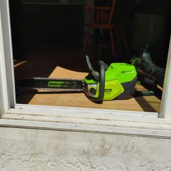 GREENWORKs

PRO 18 in. 60-Volt Battery Chainsaw (Tool-Only

