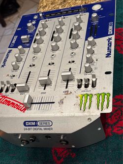 2 Music Mixer Lot.. NUMARK DXM09/GENEVA  PF-480