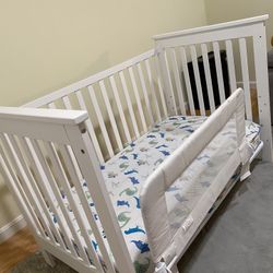 4 -rail Convertible Crib With Mattress + Crib Sheets (Including 4th Rail-excluding Bedrail) 
