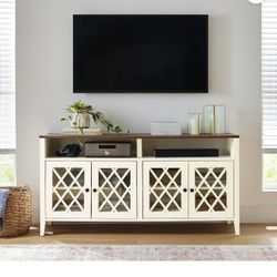 BHG Tv Stand Ivory/walnut