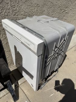 Dishwasher - used