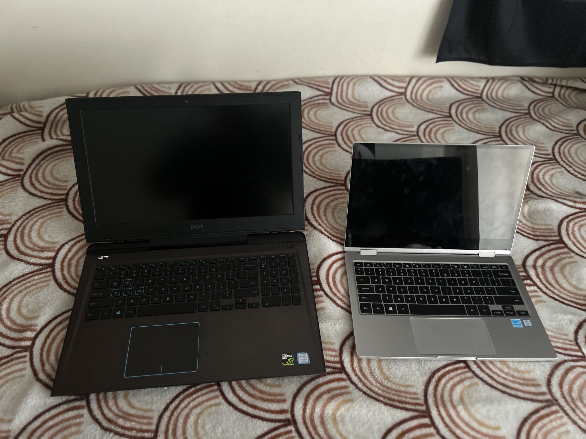 laptops (dell, samsung)