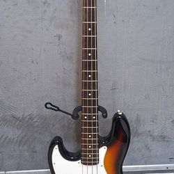 FENDER JAZZ BASS GUITAR STRUNG LEFTY