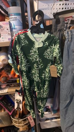 Long sleeve for a boy or a girl Christmas sleeping