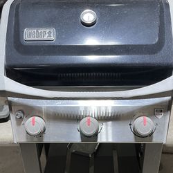 Really Nice! Weber (GS4) Spirit 3 Burners Propane Grill BBQ