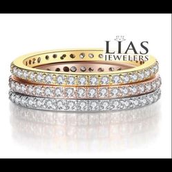 New 18k Gold Wedding Ring Set 