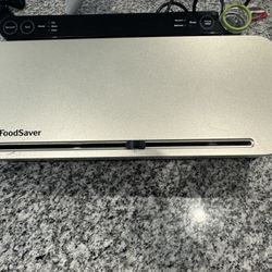 FoodSaver Vacuum Sealer Machine 