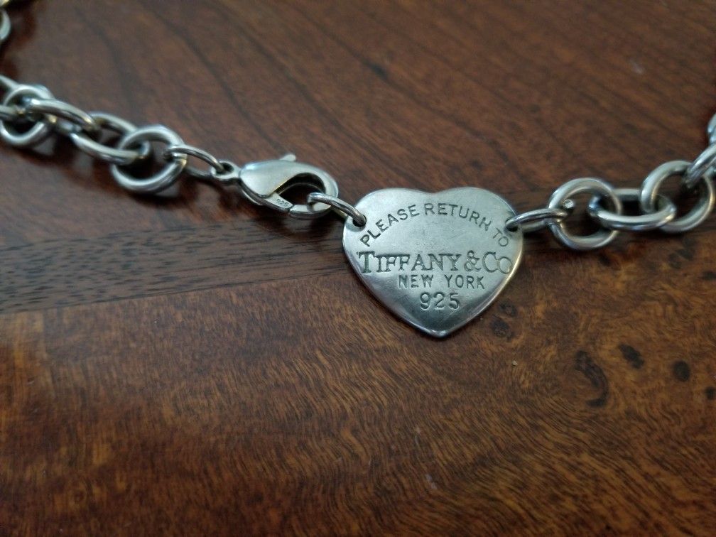 Tiffany Co. Heart shape choker