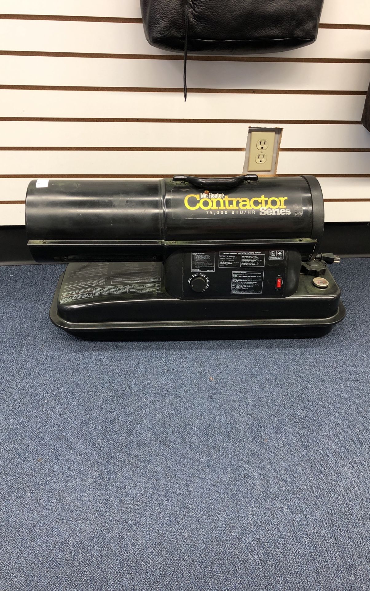 Mr. Heater Contractor Series 75,000 BTU Kerosene Heater