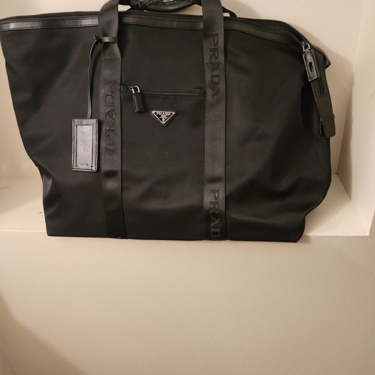 Prada Nylon Duffle Bag XL for Sale in Riverside, CA - OfferUp
